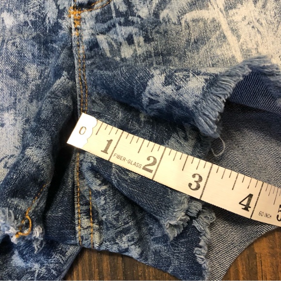 Jessica Simpson Women’s Size 26 Jean Shorts Palm Trees Stretch Raw Hem Beach - Picture 6 of 12